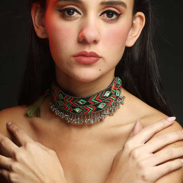 Banware red hand embroidered choker